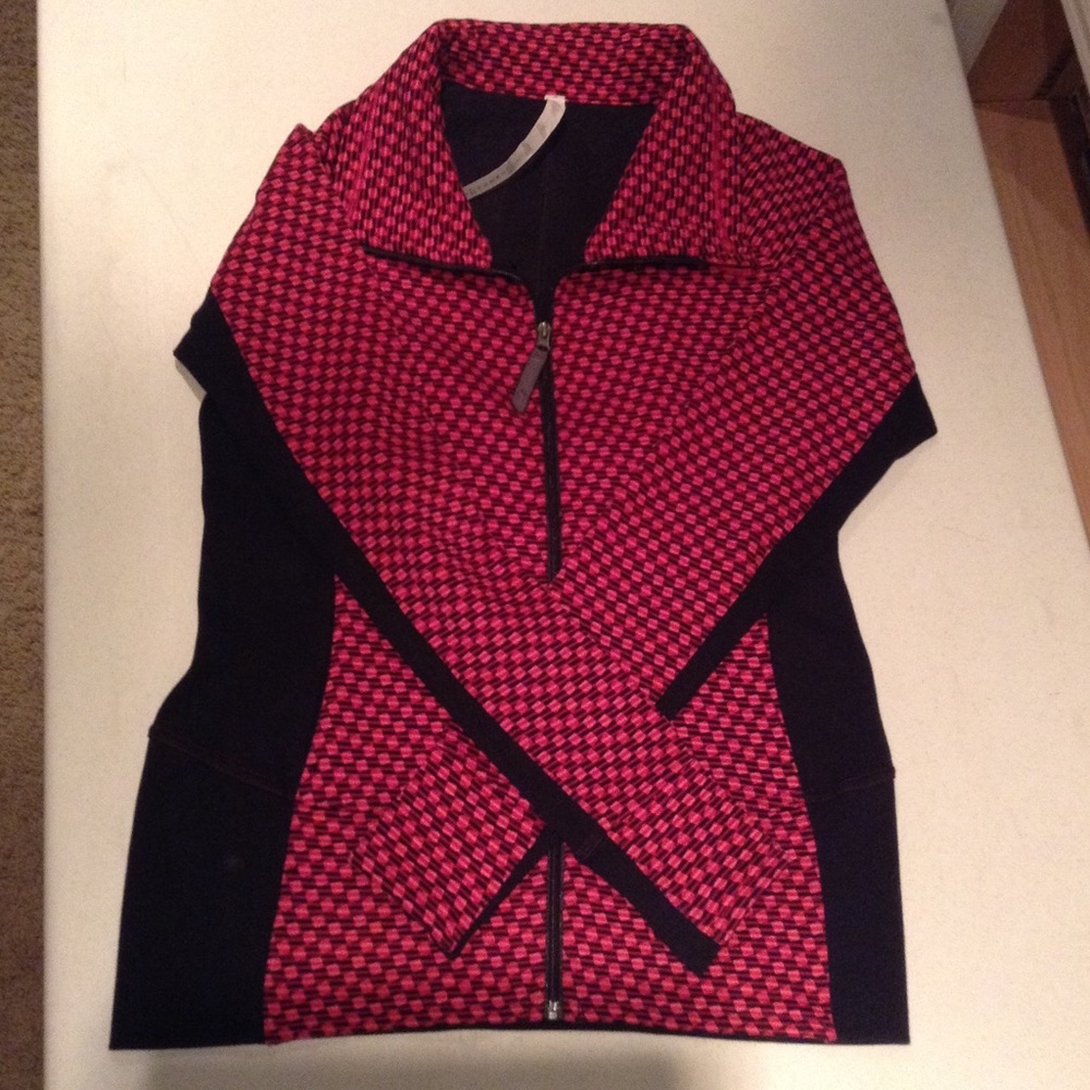 ✨NWT✨ Lululemon Raspberry Radiant Jacket! SZ:12